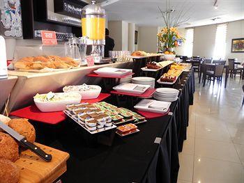 Hotel Quorum Golf, Tenis & Spa Córdoba Ngoại thất bức ảnh
